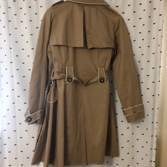 Fall Trench Coat - Picture 5 of 8